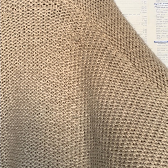 L/XL Tassel Cardigan Beige. - Picture 4 of 6